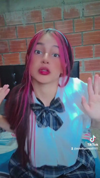 Colombian Girl Makes Tiktok for Her Best Friend and Then Sucks His Dick Part #1