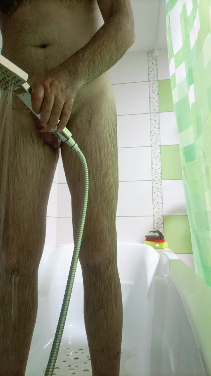 Largedick: Restate sintonizzati fino alla fine.