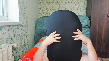 Kitty_Cross: Bootylicious crossdresser : je trémousse mon gros cul magnifique avec style !