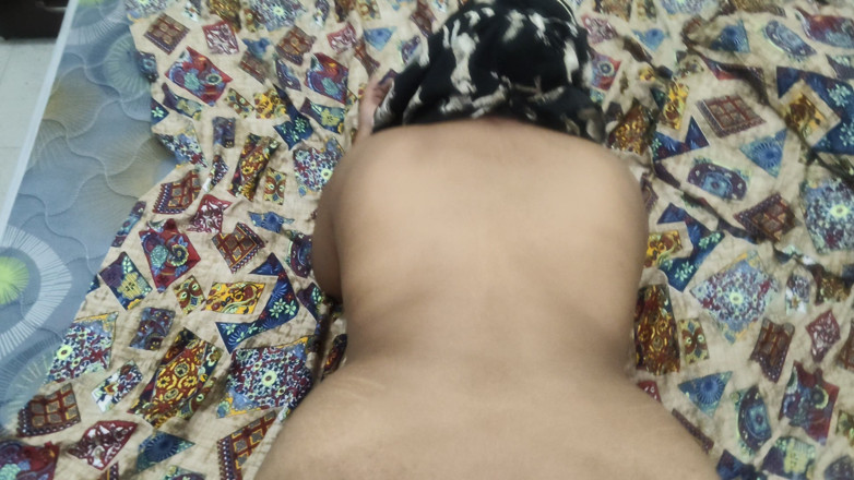 Lovebitegirl44: 오요방에서 섹스하는 인도 소녀