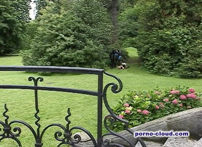 Porno Cloud: Латексні прокляті чуваки.