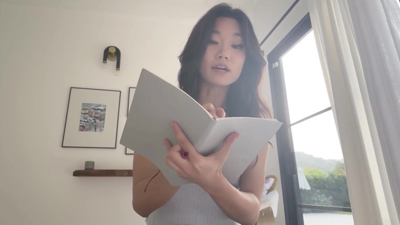 Petite creampie Asian Cumdump sluts: ¡La pequeña hermanastra japonesa ayuda a su hermanastro a probar...