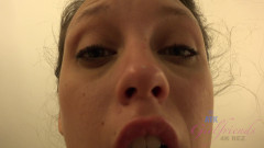 ATK Girlfriends: Jade tutkuyla yarağını öpüyor ve emiyor