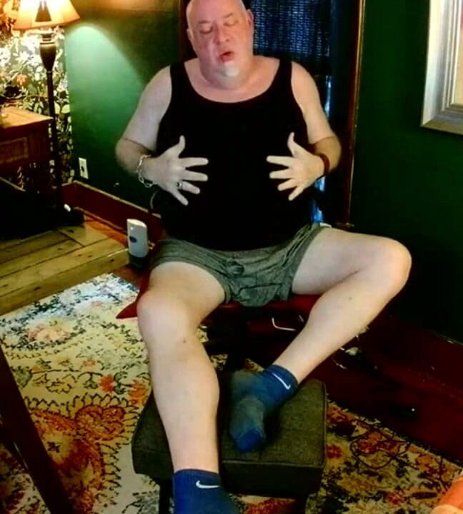 beardaddychub: Beardaddychub Showing off and Cumming!