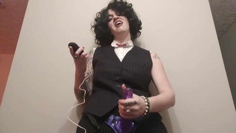 Geeky Femdom: Légion Lenny le roi de l’ombre domine