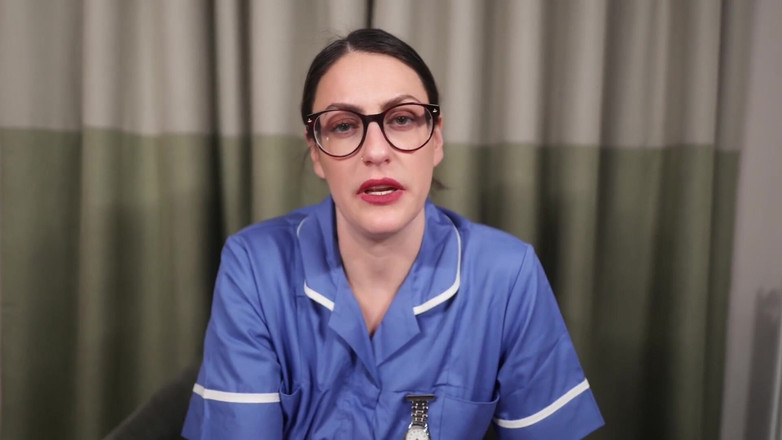 Countess diamond: Gigantyczna pielęgniarka oszukuje cię w kurczenie się