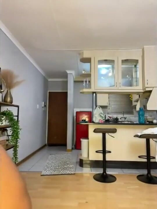 Legendary Booty Overdose: BBW Stripteasing &amp; Twerking