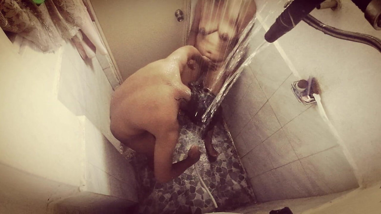 Tina Baby: Stieftochter bettelt um schwiegervatermilch, ehemann arbeitet