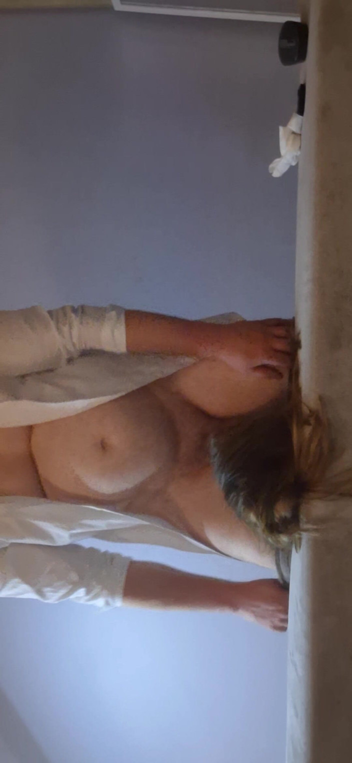 Milifalcon: MILF Deepthroat Porque Ela Foi Muito Travessa