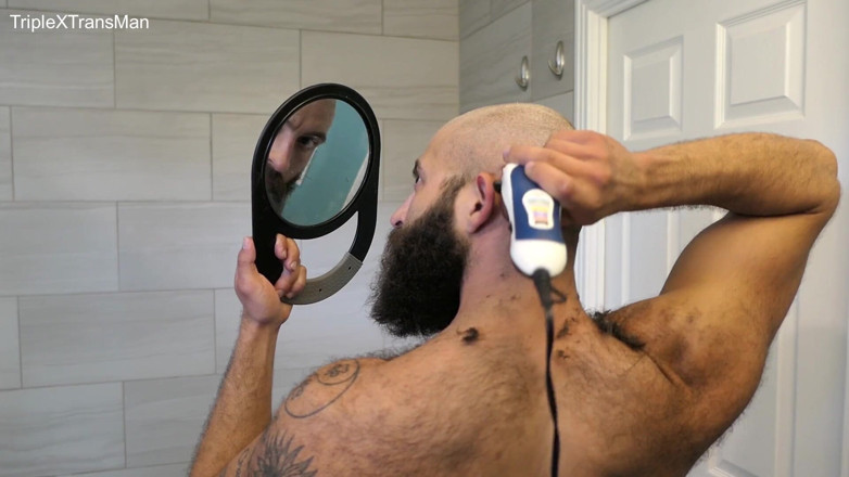 TripleXTransMan: Šukání mých vlasů