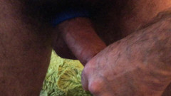 OhTrevor: Daddy Ohtrevor masturba una grossa sborrata cremosa con il suo...