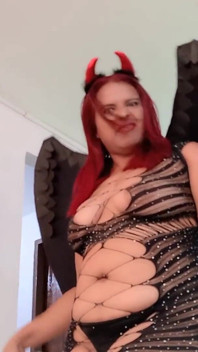 Méfiez-vous À L’halloween: Le Monstrueux Cosplay De Gina Pour Faire Sortir Le Sperme