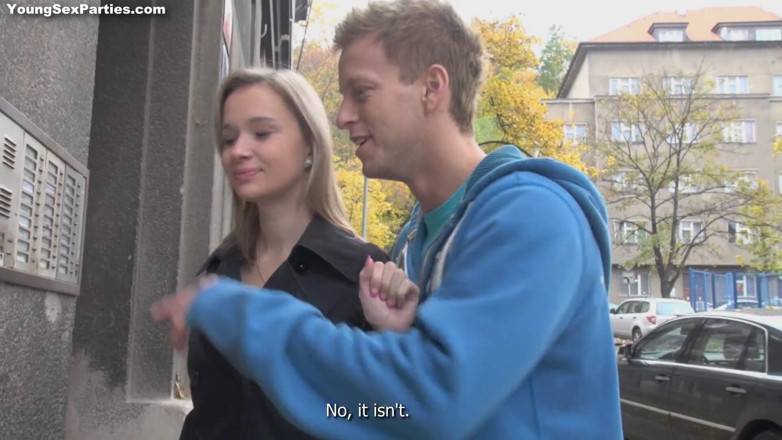 Young Sex Parties: Hot jocks fuck teen cuties
