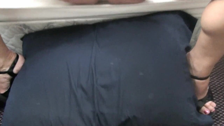 Brandon Lee Harrington Productions: Perempuan jalang amatur Menjawab Iklan Internet