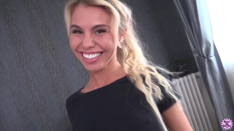 Heavy on Hotties: Chuda blond balerina zniszczona przez uroczego fattie