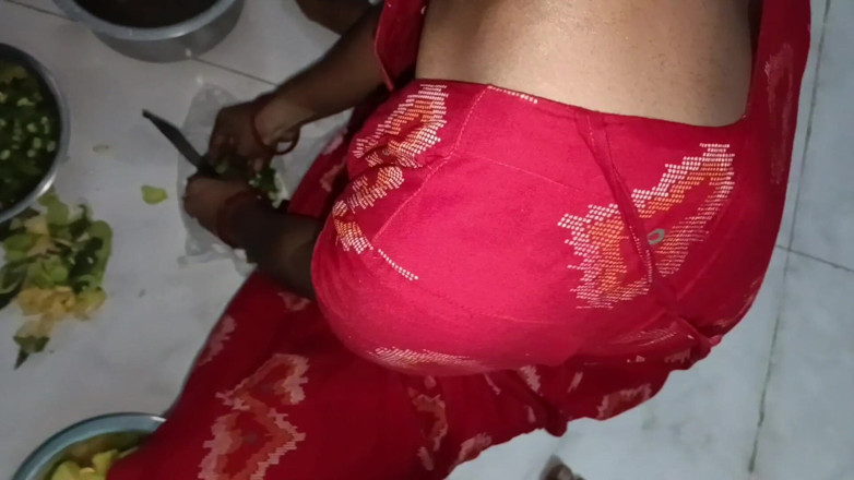 LateralChain349: Bhabhi Ji Shook penis nevlastního bratra tchýně a eyakulováno