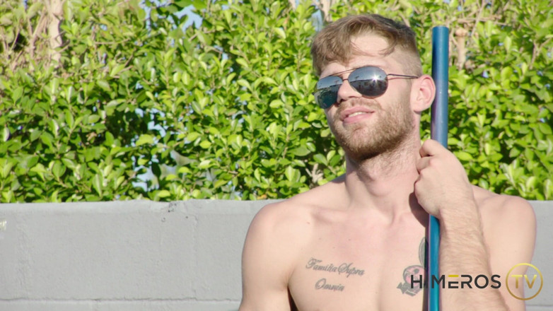 Himeros.tv: Bonus Pool Boy