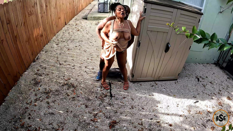 Blackstar xxx: Black Couple Got Caught Fucking Outside on Camera