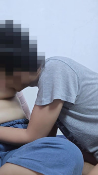 -dc - Brýle v hidžábu potřebují relaxaci po cvičení - Minokiiko