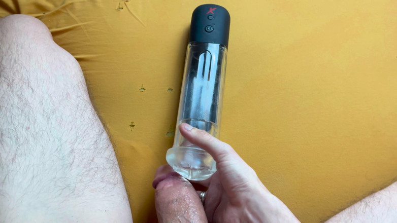 Friend4Fuck Gay+: Ik wilde een elektrische staartpomp proberen, maar helaas past hij...