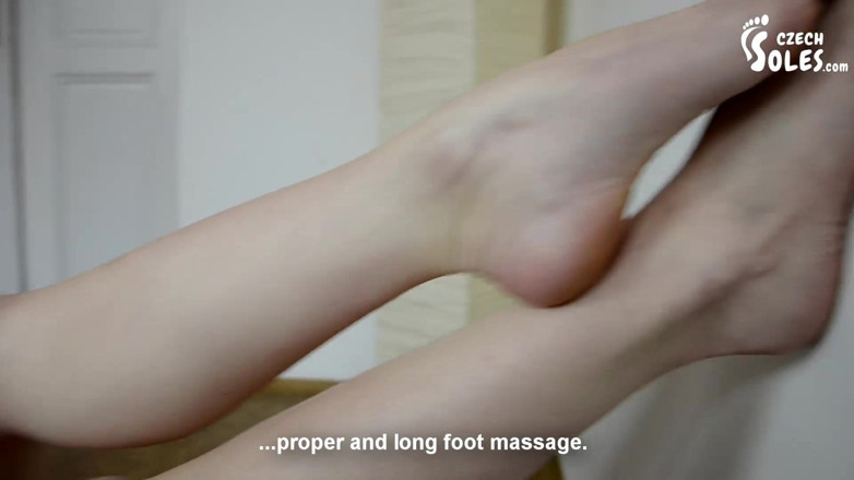 Czech Soles - foot fetish content: Bogini stóp w japońskim stylu Kira