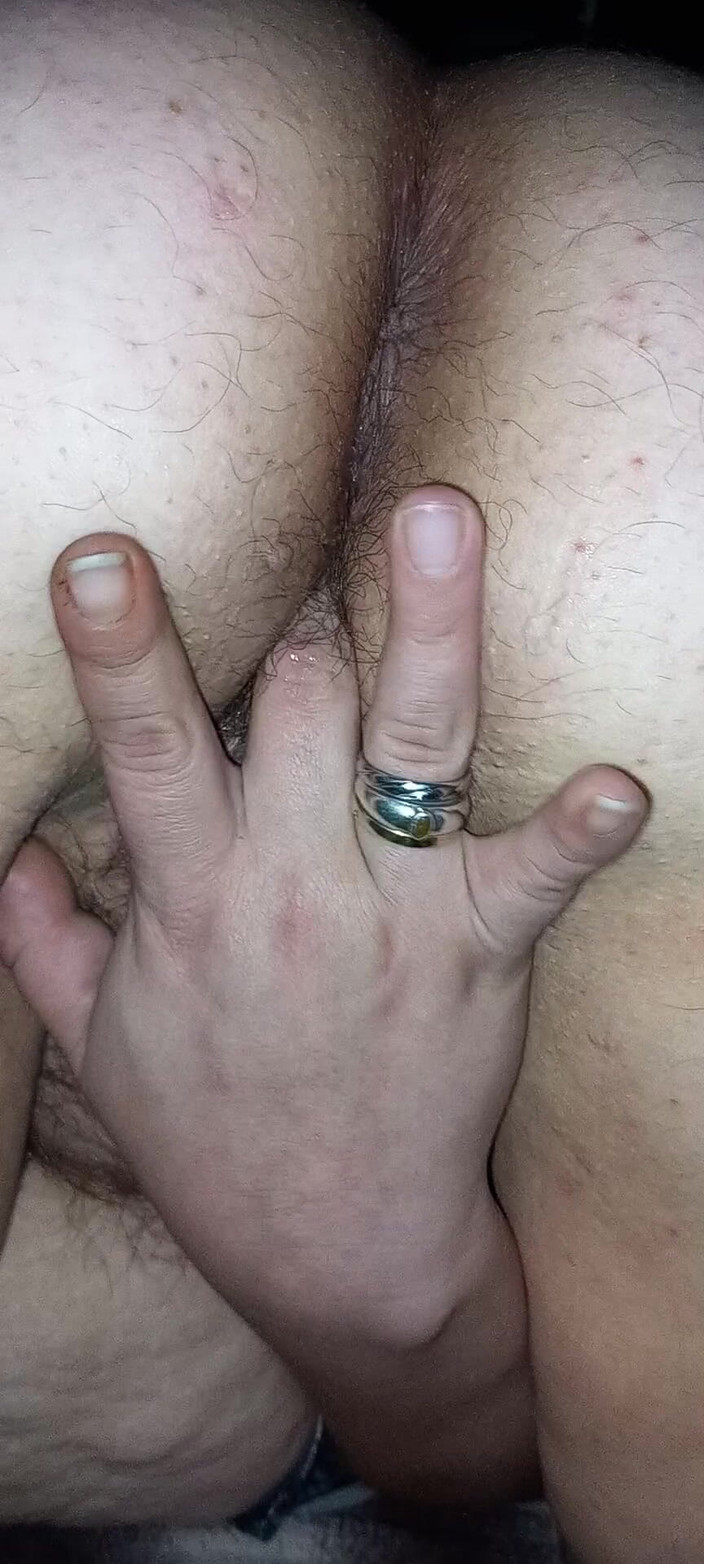 Trentic Videos: 毛茸茸的阴户