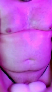 Svalnatý nevlastní otec šuká do pekla svou sexuální hračku