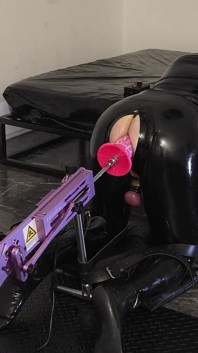 A Big Cock on the Fucking Machine