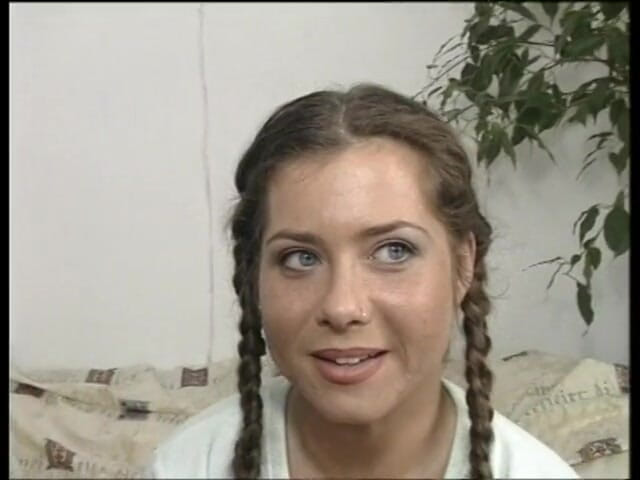 Crispy Teens: She gets more horny when he puts blindfold on her...