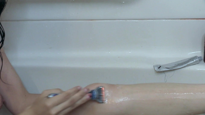 Quinn brooks: Extreme Close up Shaving