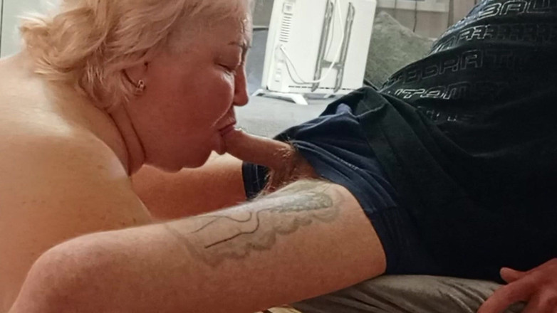Zona901: Přítelkyně kouří hluboko a dostane do pusy mňam