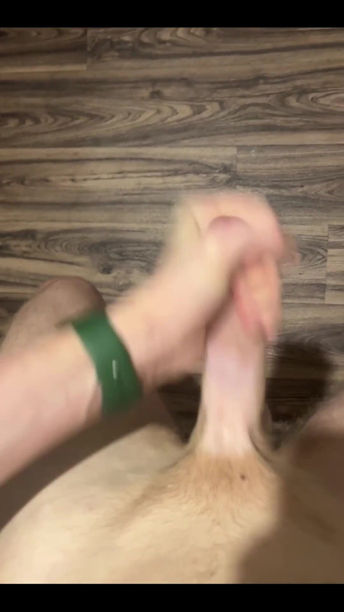 Johnny69227: Velký Péro Twink Solo: Hubená Studentka Si Honí a Vyloží...