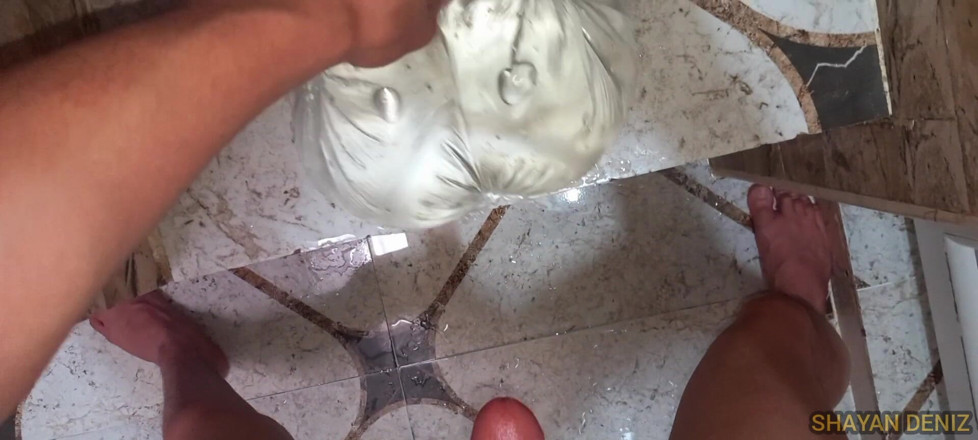 shahindeniz500: Séance de bain en POV avec Shayan Deniz