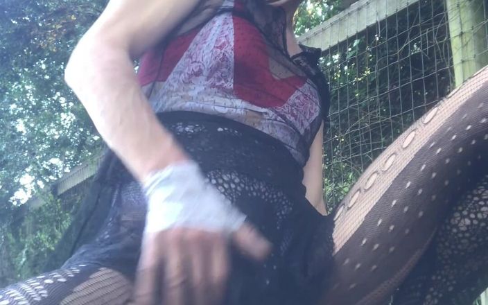 Taylor Tash: コックハンティング