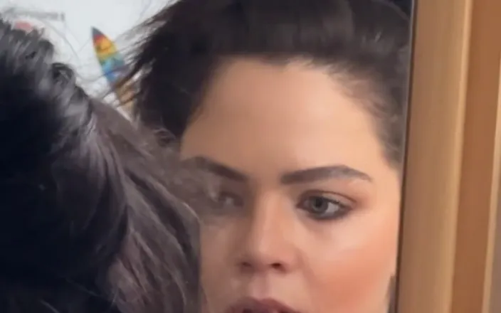 Shione Cooper: When I Make Makeup for Be More Nice on Shooting...