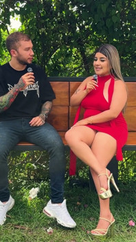 哥伦比亚金发女郎naty Delgado有一个播客，结尾是户外性爱--brian Evansx