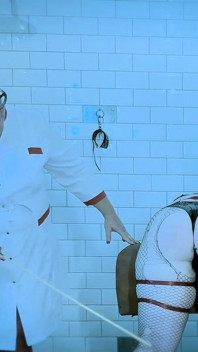 The white room - menggoda dan pria kulit putih