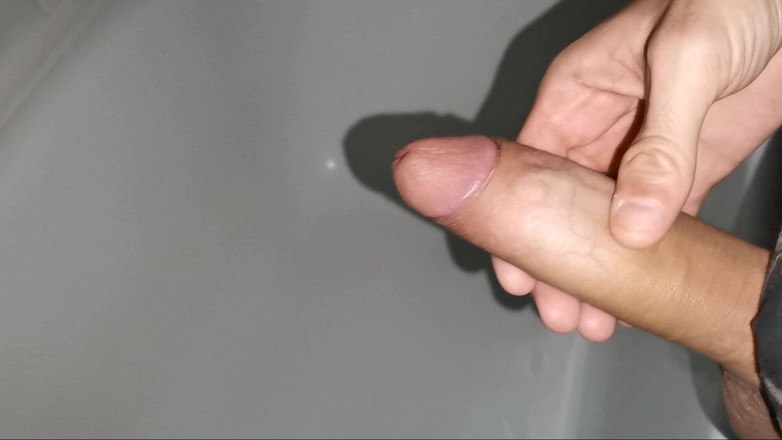 SEXY_GUYBEST: A Very Powerful Stream From a Large Penis