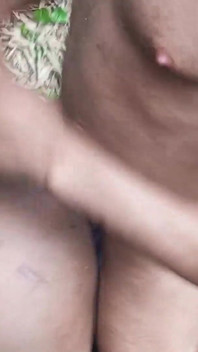 아프리카 어딘가에서 부시 투어에서 빅 브라더스 네트워크에 따먹히는 거유 엄마 Patricia 9ja Riding 그리고 보지