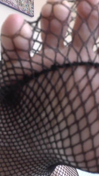 หลังเลิกงาน ถึงเวลาดมเท้าตาข่ายเหม็นๆ ของฉัน! Lady Victoria Valente