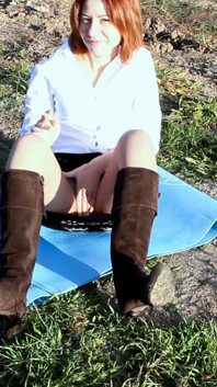Smoking and Playing with Her Cunt Trough Pantyhose Outdoor
