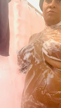 Peachy ile gel duş al