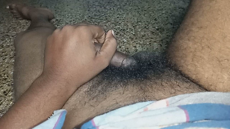 Fucking my wife: Cumnata mea pizdă în aer liber, Lingerea hotelului