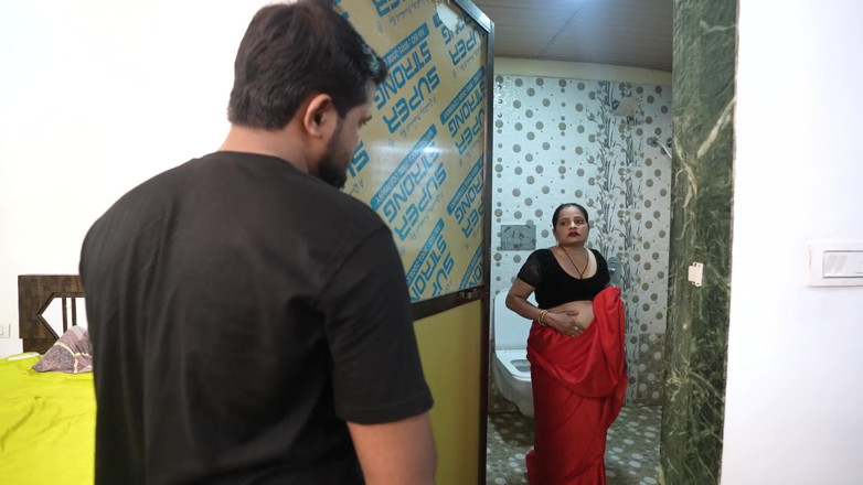 SEXYBHABHIX: Desi coppia indiana rompe la loro verginità con salsa al...
