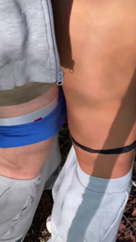 Venku šukání zezadu stříkání na perfektní zadek