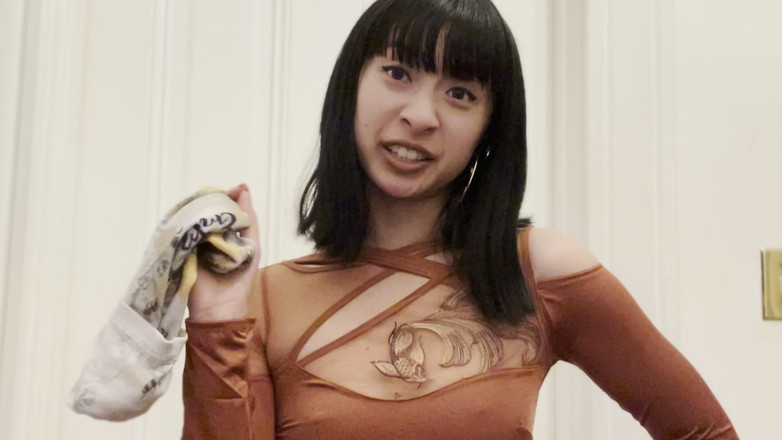 Felicity Azura: Pervertido en asiático hermanastra