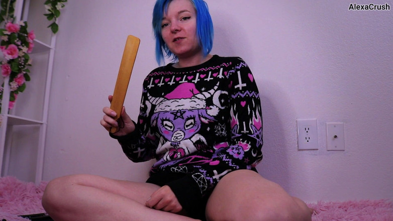 AlexaCrush: Arătându-mi jucăriile care pleznesc