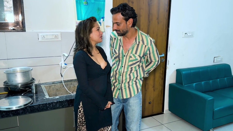 Zoyarat hore ultra: Stepson Has Sex with Stepmother