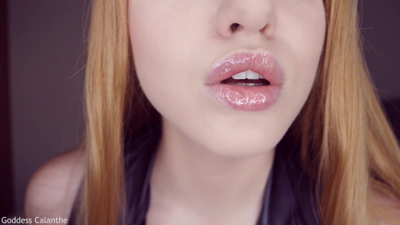 Sarah Calanthe: Ти для мене ніщо - фетиш губ