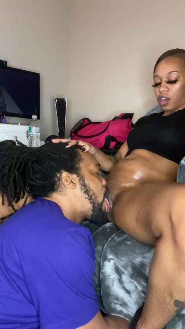 SexLoveRed: Chồng ăn lồn tôi ngon quá